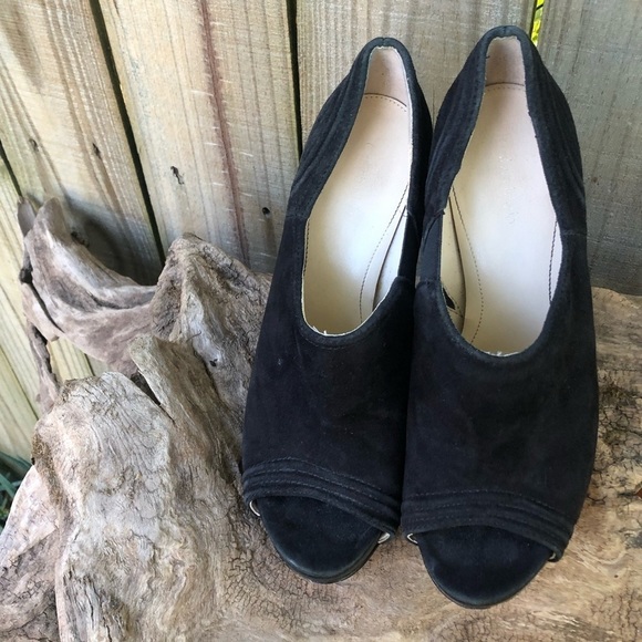 Calvin Klein Black Kid Suede Shanon Open Toe Heels - Picture 5 of 12